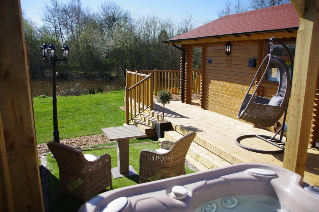 Balmoral Studio Lodge Ellesmere Εξωτερικό φωτογραφία