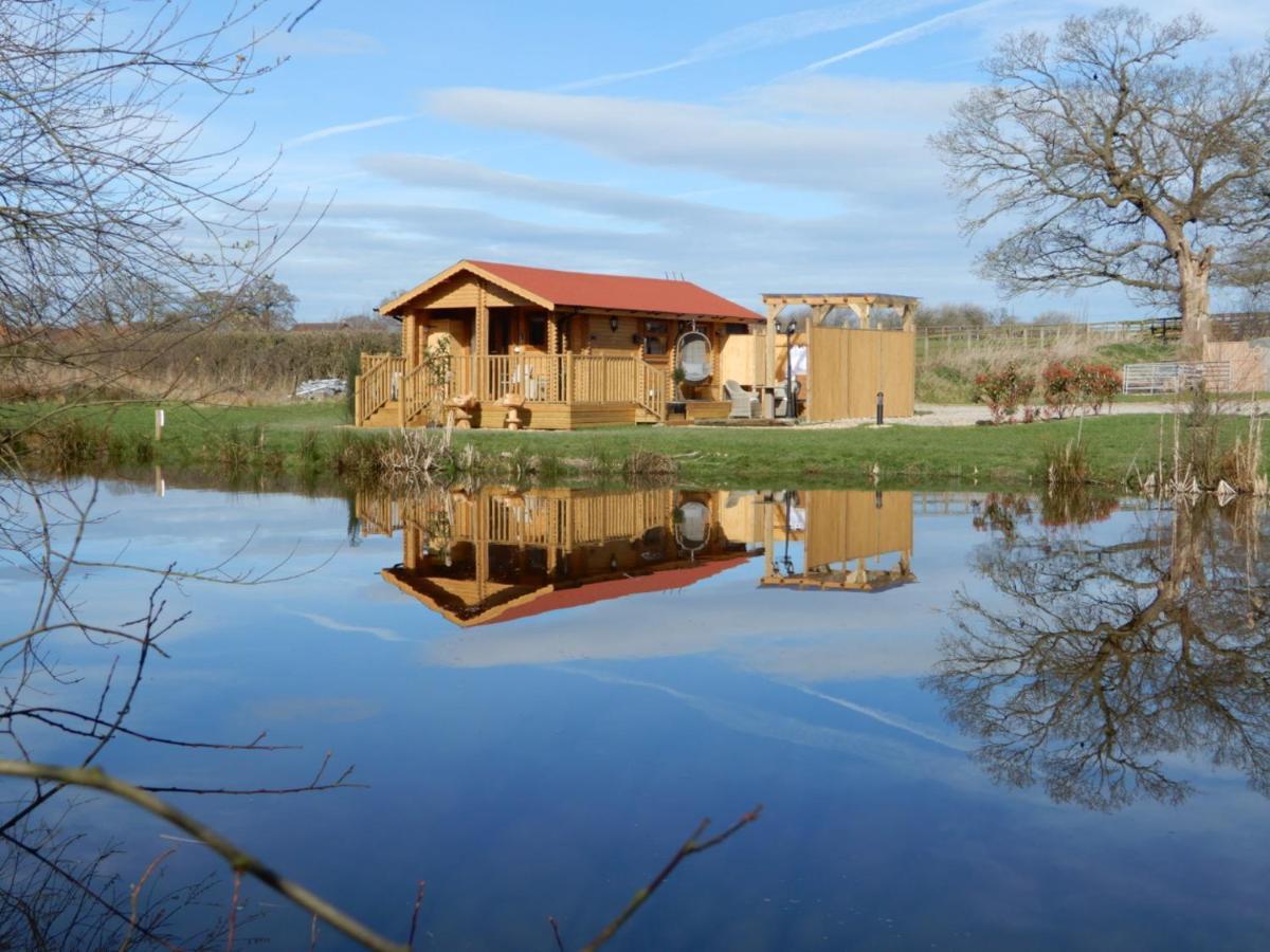 Balmoral Studio Lodge Ellesmere Εξωτερικό φωτογραφία