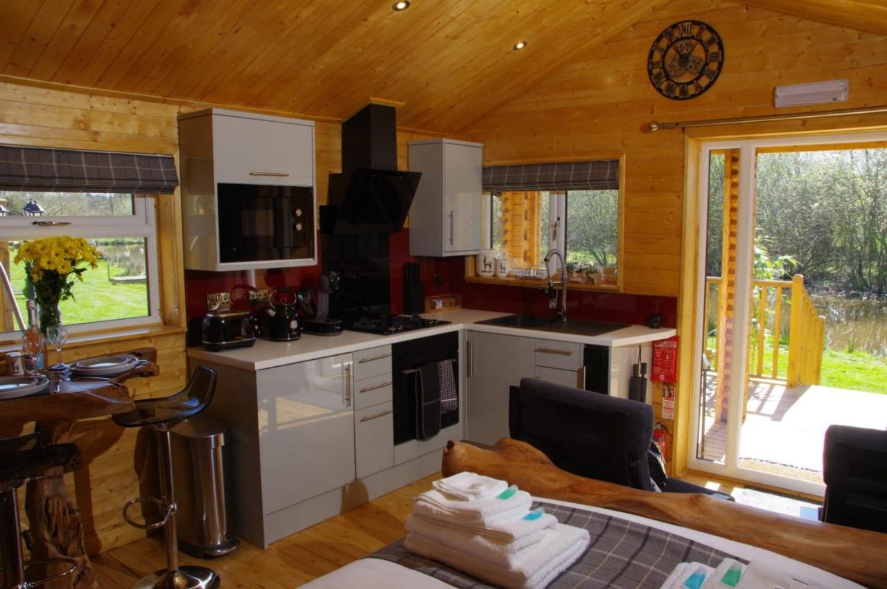 Balmoral Studio Lodge Ellesmere Εξωτερικό φωτογραφία