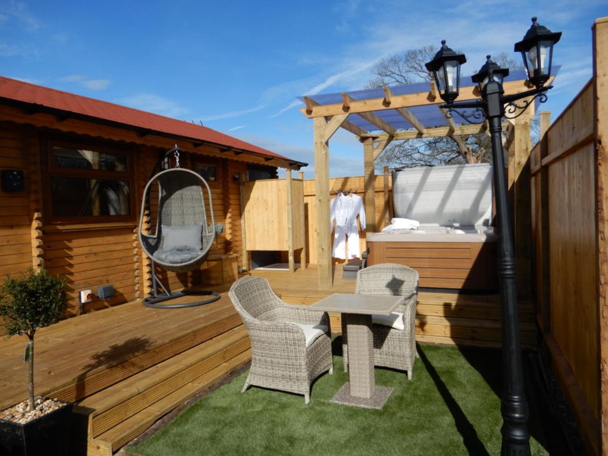Balmoral Studio Lodge Ellesmere Εξωτερικό φωτογραφία